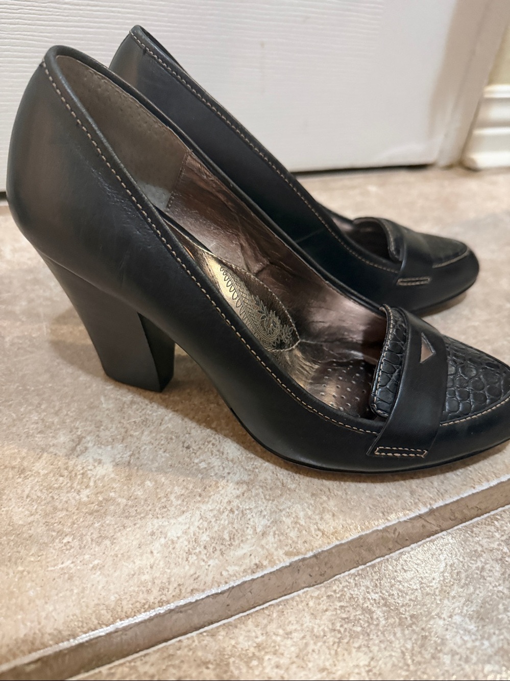 Classic Black Women's Block Heel Loafers